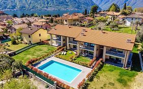 Silvia Lenno House - The House Of Travelers